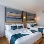 Hotel Grand Plaza Near Delhi Airport